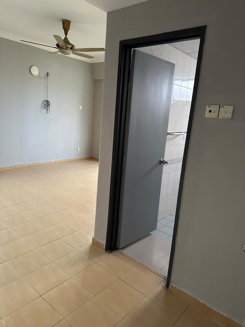Want To Sale Duta Ria Condominium Unit img 20250515 wa0043