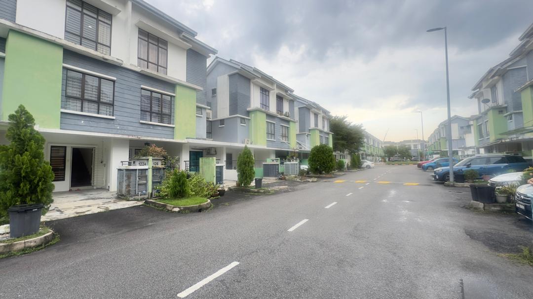 1.5-Storey Townhouse @ Park Villa, Bukit Puchong 2 img 20250515 wa0055