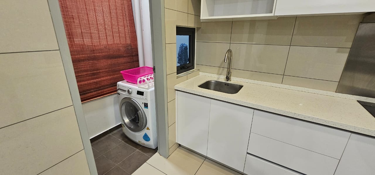 FOR SALE Stylish Unit at PJ Midtown @ Seksyen 13, Petaling Jaya pj midtown 613 sqf (4)