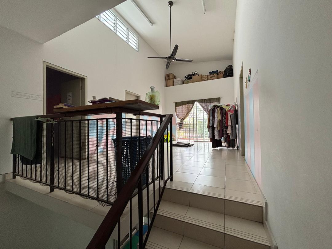 Oleander Corner Lot Double Storey for Sale β Bandar Seri Coalfields family hall