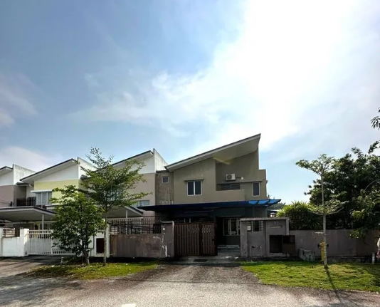 Oleander Corner Lot Double Storey for Sale β Bandar Seri Coalfields screenshot 2025 09 25 135334