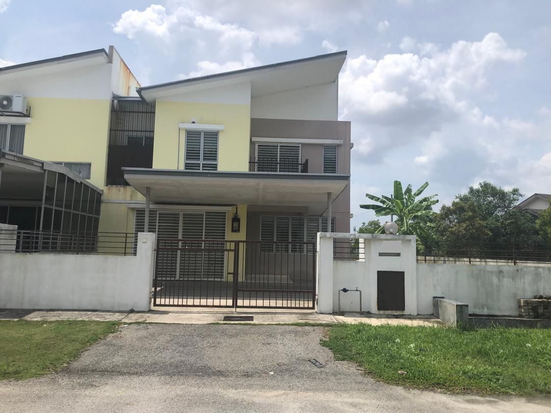 Oleander Corner Lot Double Storey for Sale β Bandar Seri Coalfields whatsapp image 2025 09 23 at 22.31.59